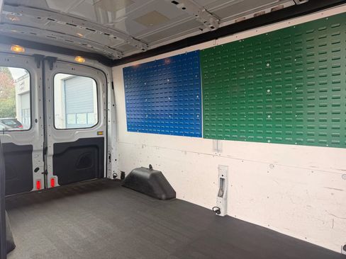 Used 2015 Ford Transit 250 148 Medium Roof image 10