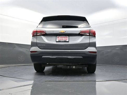 Used 2023 Chevrolet Equinox LT image 32