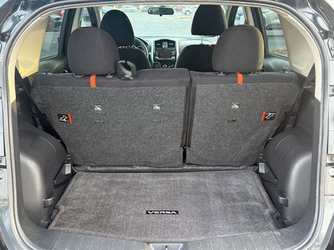 Used 2017 Nissan Versa Note SR image 24