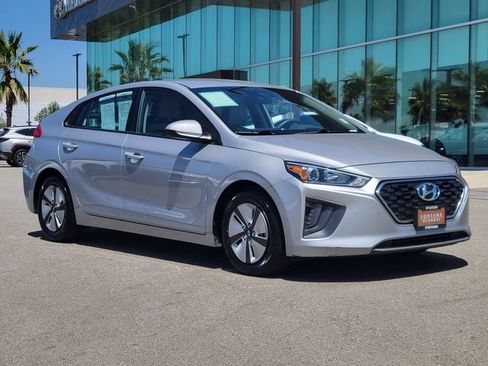 Certified 2022 Hyundai Ioniq Blue FWD image 34