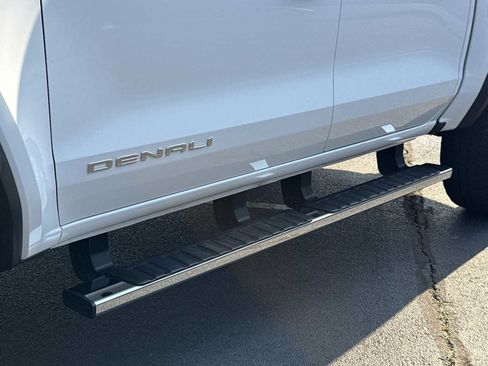 Used 2023 GMC Canyon Denali AWD/4WD image 36