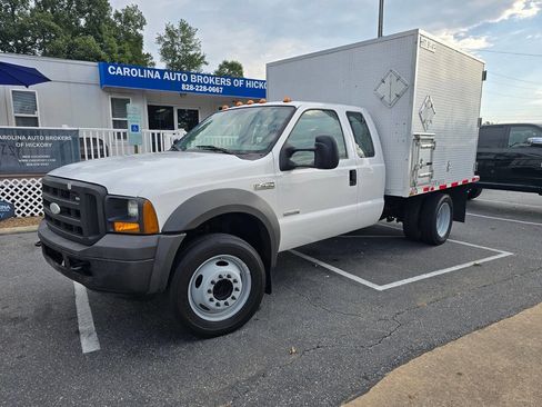 Used 2005 Ford F450 2WD SuperCab Super Duty image 2
