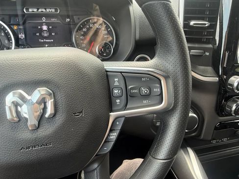 New 2026 RAM 1500 Express AWD/4WD image 16