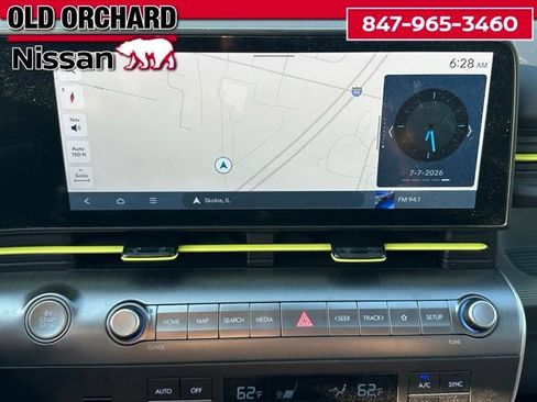 Used 2024 Hyundai Kona Limited FWD image 15