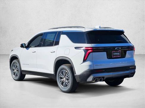 New 2026 Chevrolet Traverse LT w/ Driver Confidence Package image 9