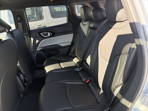 New 2026 Jeep Compass Limited AWD/4WD image 11