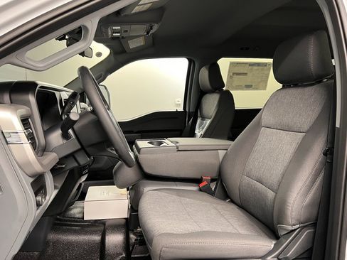 New 2026 Ford F550 4x4 Crew Cab image 22