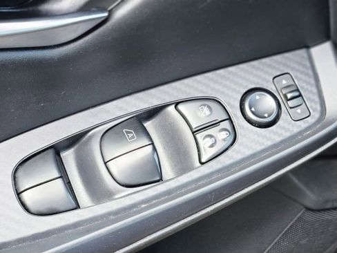 Certified 2024 Nissan Sentra SV FWD image 21