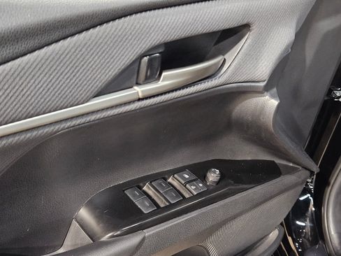 Used 2025 Toyota Camry SE FWD image 21