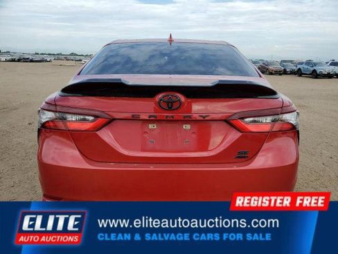 Used 2021 Toyota Camry SE w/ Cold Weather Package image 12