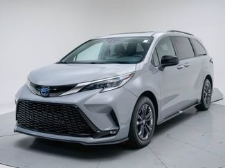 Used 2024 Toyota Sienna XSE AWD/4WD video 1
