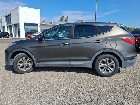 Used 2014 Hyundai Santa Fe Sport AWD/4WD image 2