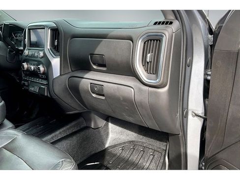 Used 2020 GMC Sierra 1500 SLT w/ X31 Off-Road Package image 26