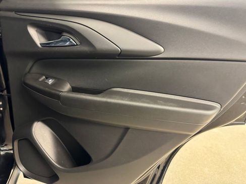 Used 2022 Chevrolet TrailBlazer LT w/ Convenience Package image 25