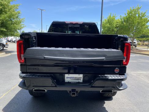 Used 2021 GMC Sierra 1500 AT4 w/ Technology Package AWD/4WD image 11