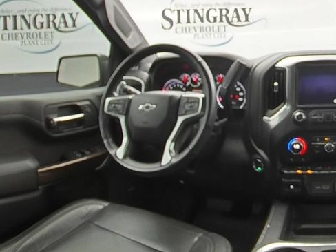 Used 2020 Chevrolet Silverado 1500 LT Trail Boss AWD/4WD image 16