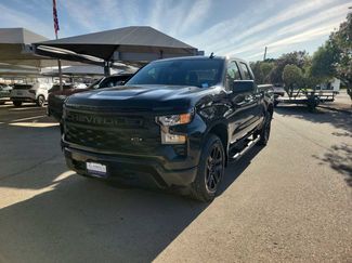 Used 2025 Chevrolet Silverado 1500 Custom w/ LPO, Dark Essentials Package RWD video 4