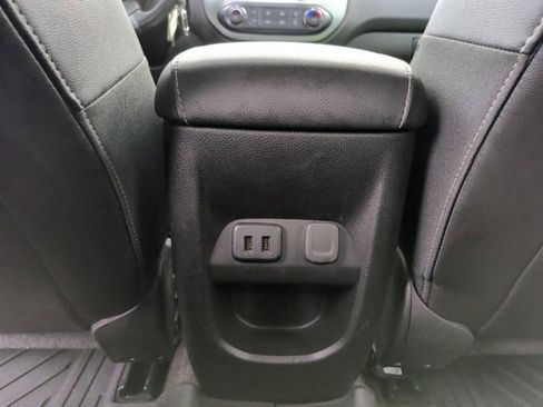 Used 2018 Chevrolet Colorado ZR2 AWD/4WD image 31