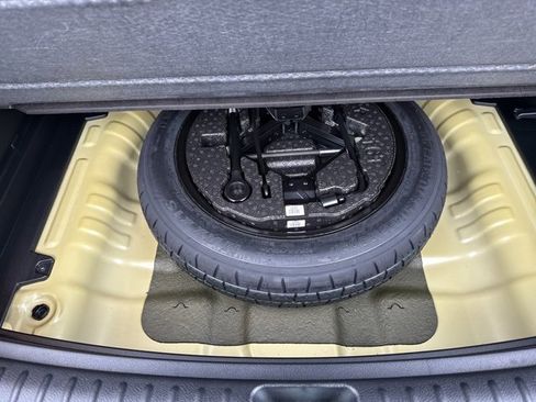 Used 2023 Kia Seltos SX w/ SX Sunroof Package image 37