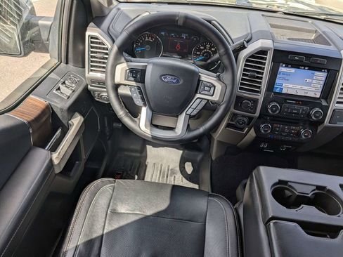Used 2016 Ford F150 Lariat image 15