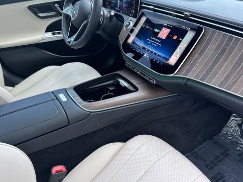 Certified 2024 Mercedes-Benz E 350 4MATIC Sedan image 15