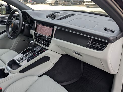 New 2026 Porsche Macan GTS AWD/4WD image 26