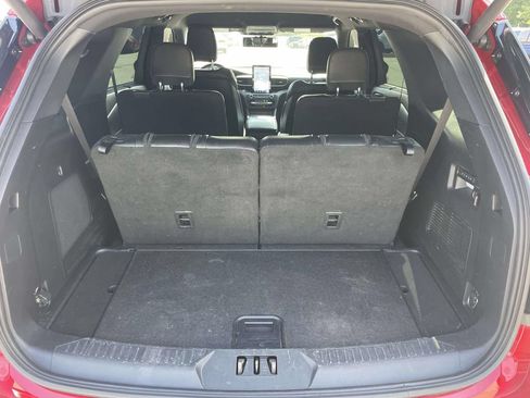 Used 2020 Ford Explorer ST w/ ST Street Pack AWD/4WD image 8