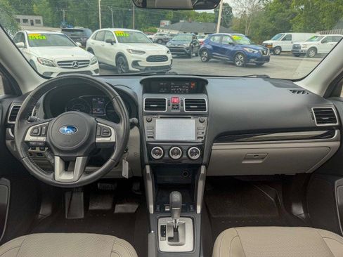 Used 2018 Subaru Forester 2.5i Limited AWD/4WD image 7