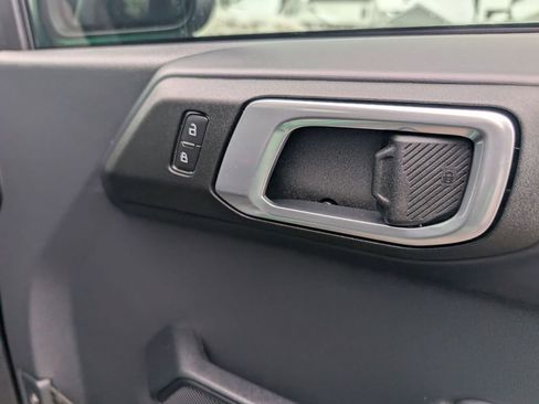 New 2025 Ford Bronco Outer Banks w/ Sasquatch Package image 47