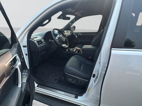 Used 2023 Lexus GX 460 Premium w/ Premium Package AWD/4WD image 44