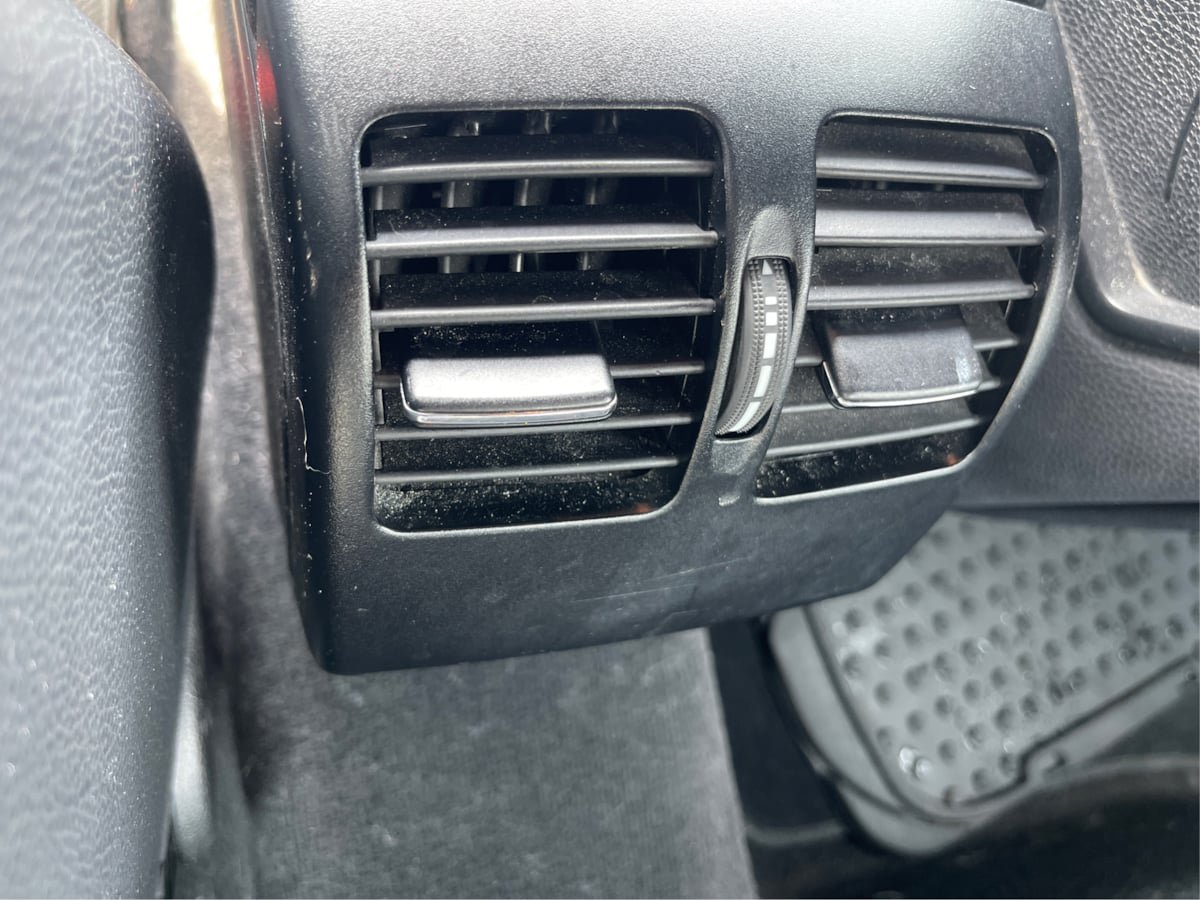 Used 2014 Mercedes-Benz C 300 4MATIC Sedan image 19