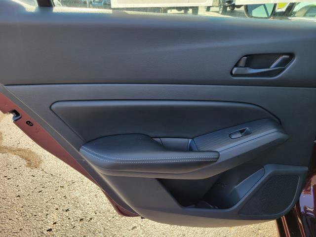 Used 2025 Nissan Altima 2.5 SV FWD image 24