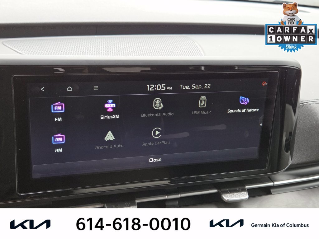 Used 2022 Kia Carnival EX FWD image 23