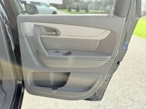 Used 2016 Chevrolet Traverse LS image 45