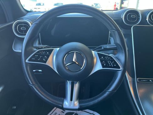 Used 2024 Mercedes-Benz GLC 300 image 28