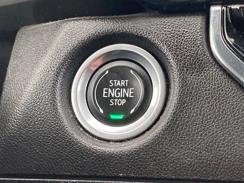 Used 2023 Chevrolet Colorado W/T image 18