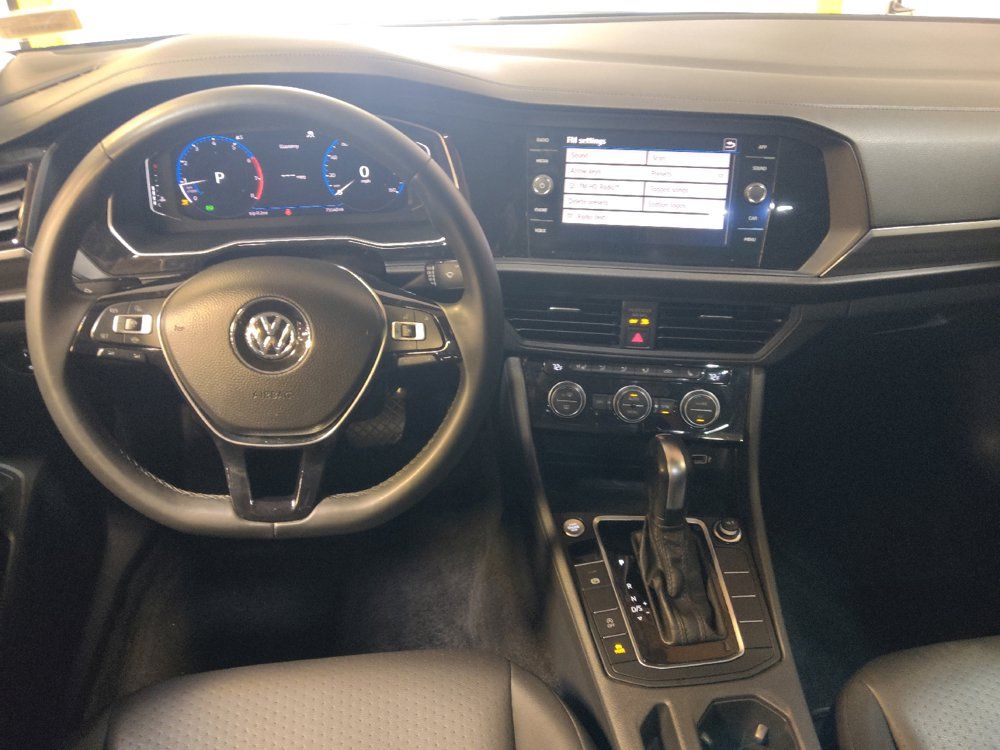 Used 2020 Volkswagen Jetta SEL FWD image 22