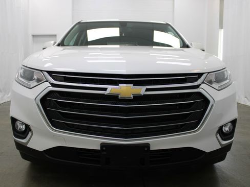 Used 2018 Chevrolet Traverse LT AWD/4WD image 3
