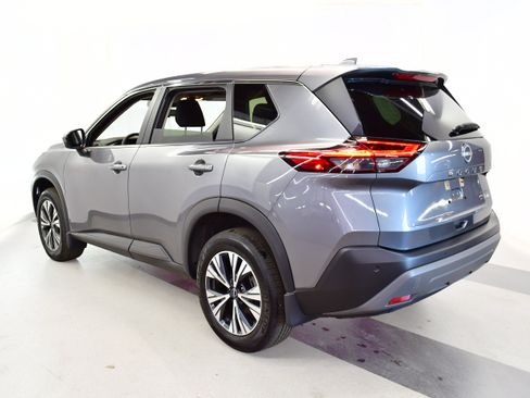 Used 2023 Nissan Rogue SV AWD/4WD image 7