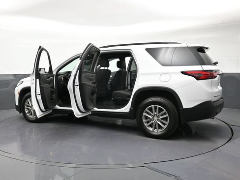 Used 2023 Chevrolet Traverse LT w/ LPO, Floor Liner Package AWD/4WD image 36
