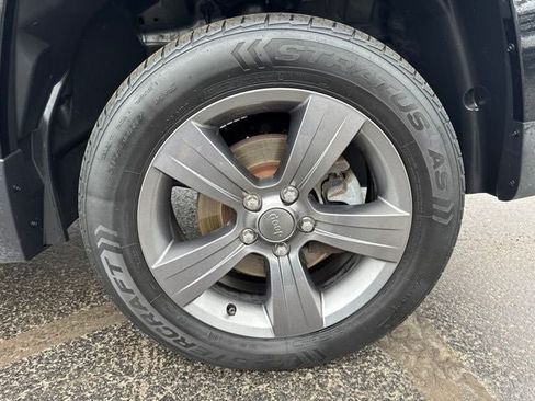 Used 2015 Jeep Patriot High Altitude AWD/4WD image 30