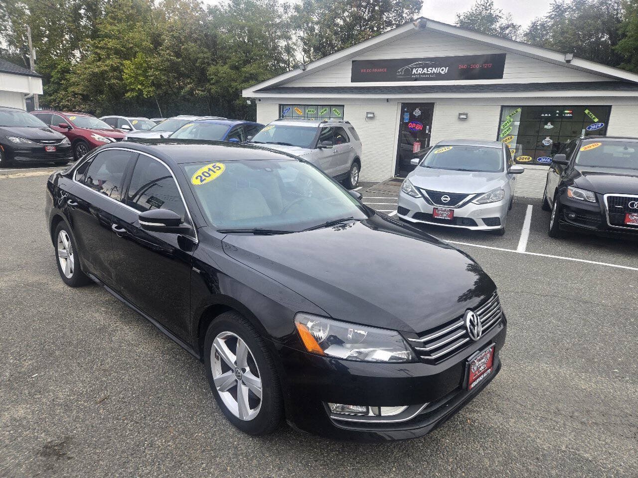 Used 2015 Volkswagen Passat 1.8T Limited Edition FWD image 4