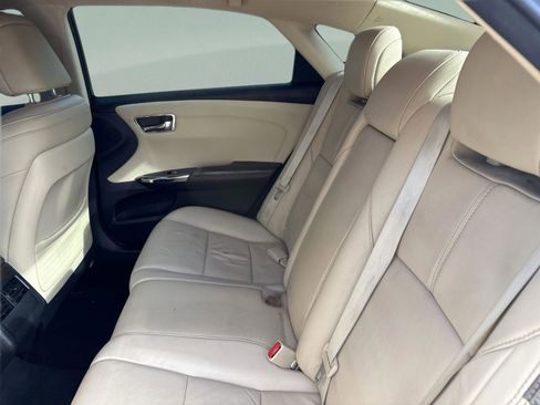 Used 2013 Toyota Avalon XLE Touring FWD image 18