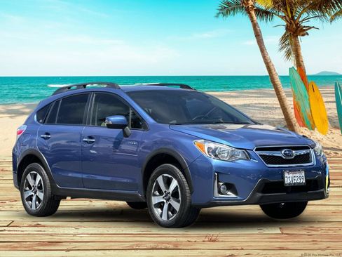 Used 2016 Subaru Crosstrek Touring AWD/4WD image 8