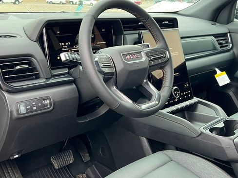 New 2026 GMC Terrain AT4 w/ Convenience Package III image 17