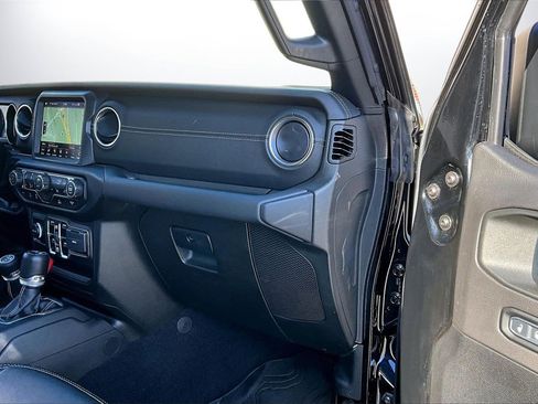 Certified 2023 Jeep Wrangler Sahara w/ Cold Weather Group image 20