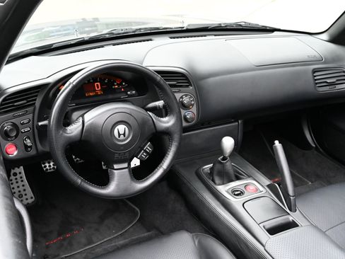 Used 2000 Honda S2000 image 48