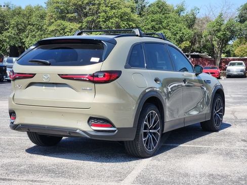 Used 2025 MAZDA CX-70 Plug-In Hybrid w/ Premium Pkg AWD/4WD image 4