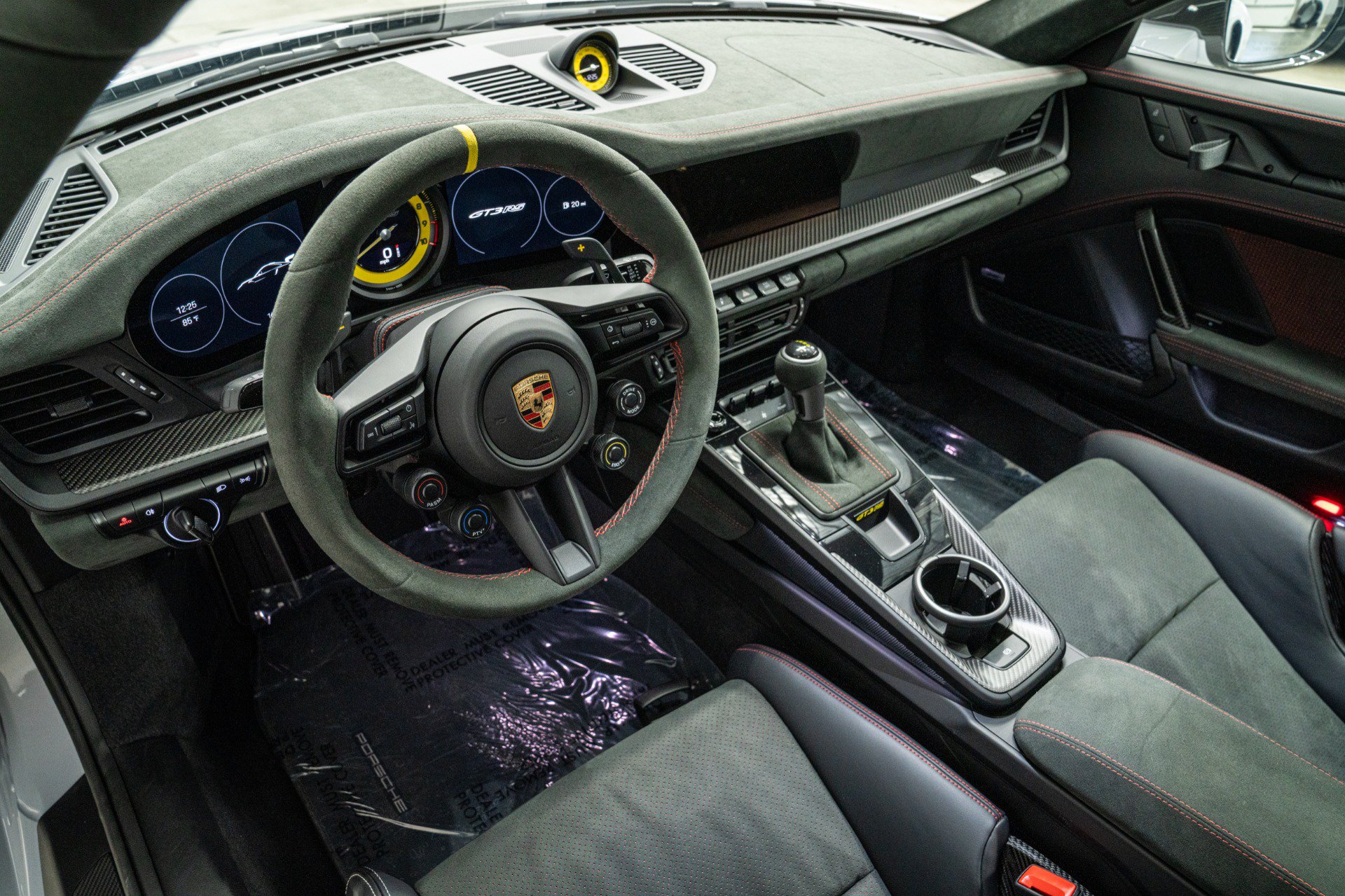 Used 2025 Porsche 911 GT3 RS RWD image 12