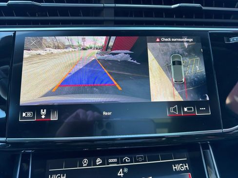 Used 2022 Audi Q7 3.0T Premium image 27